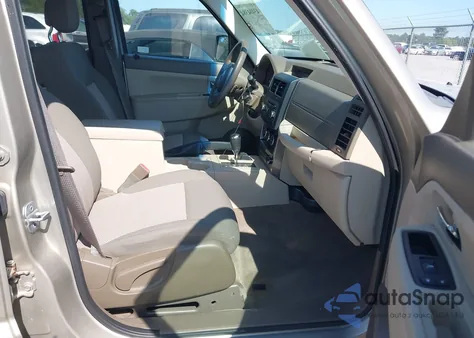 2011 Jeep Liberty Sport from USA, damaged, VIN 1J4PN2GK5BW556964